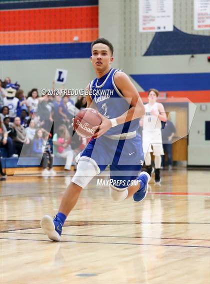 Thumbnail 1 in Celeste vs. Lindsay (UIL 2A Regional Semifinal) photogallery.