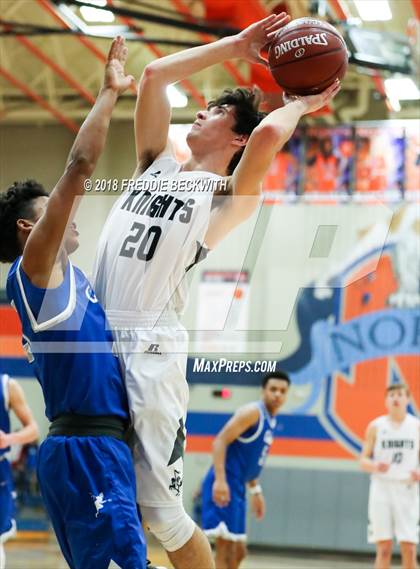 Thumbnail 3 in Celeste vs. Lindsay (UIL 2A Regional Semifinal) photogallery.