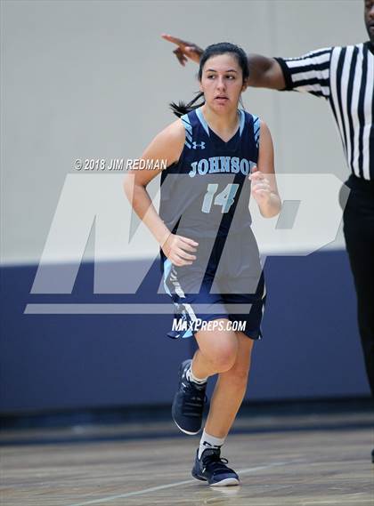 Thumbnail 3 in Johnson vs. Klein Oak (McDonald's Texas Invitational) photogallery.