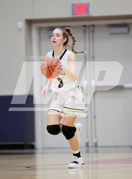 Thumbnail 1 in Johnson vs. Klein Oak (McDonald's Texas Invitational) photogallery.