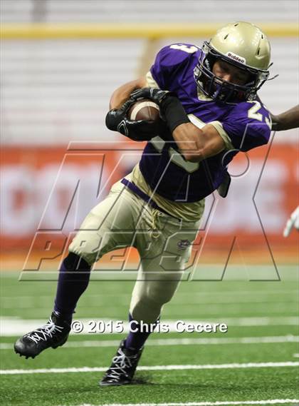 Thumbnail 1 in Aquinas Institute vs. Christian Brothers Academy photogallery.
