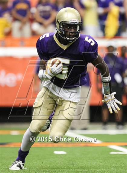 Thumbnail 3 in Aquinas Institute vs. Christian Brothers Academy photogallery.