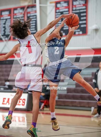 Thumbnail 3 in Del Norte vs Santa Fe Christion photogallery.