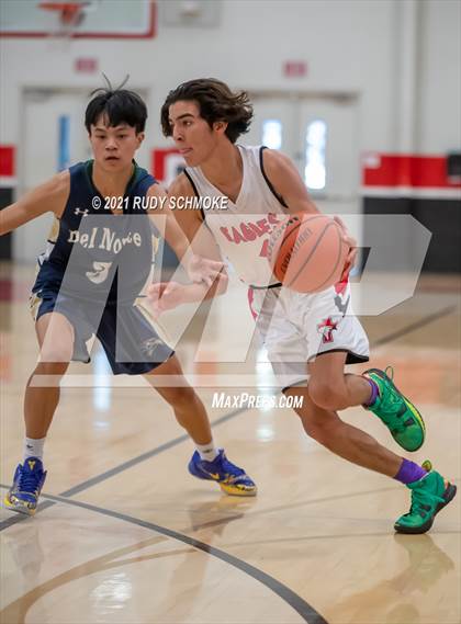 Thumbnail 2 in Del Norte vs Santa Fe Christion photogallery.