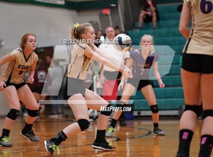 Thumbnail 2 in D'Hanis vs. Round Top-Carmine (UIL 1A Regional Semifinal) photogallery.