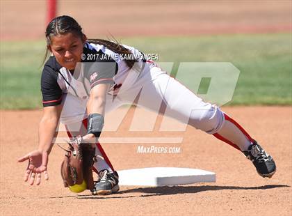 Thumbnail 1 in Hart vs. Patriot (CIF SS D3 Quarterfinal) photogallery.