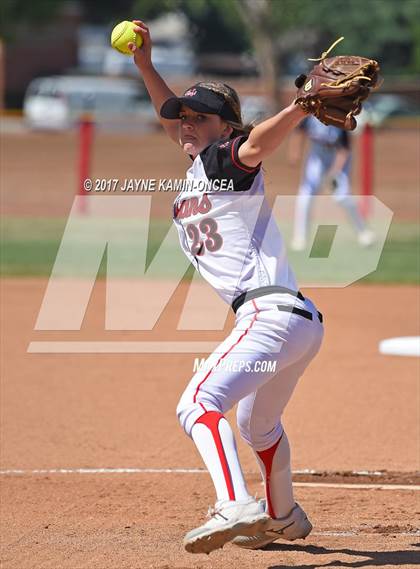 Thumbnail 2 in Hart vs. Patriot (CIF SS D3 Quarterfinal) photogallery.