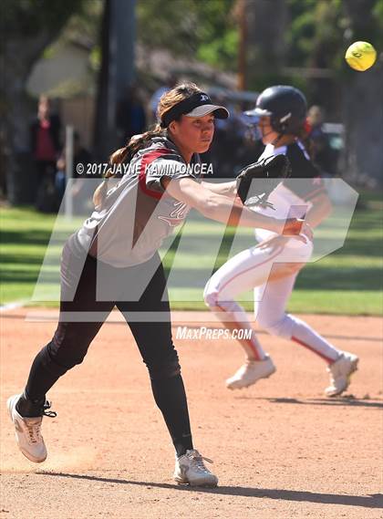 Thumbnail 2 in Hart vs. Patriot (CIF SS D3 Quarterfinal) photogallery.
