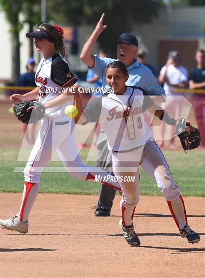 Thumbnail 1 in Hart vs. Patriot (CIF SS D3 Quarterfinal) photogallery.