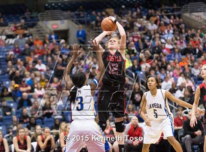 Thumbnail 1 in La Vega vs. Argyle (UIL 4A Semifinal) photogallery.