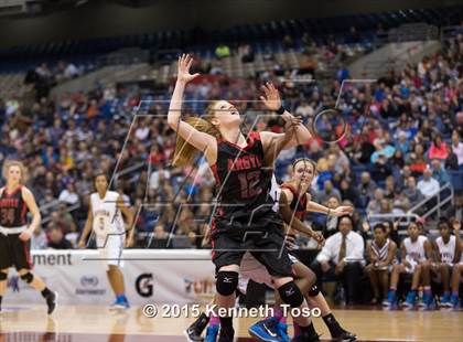 Thumbnail 1 in La Vega vs. Argyle (UIL 4A Semifinal) photogallery.