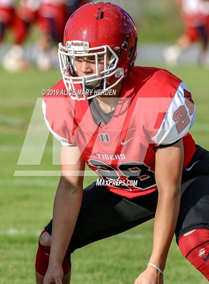 Thumbnail 3 in Springstead vs. Dunnellon (Spring Scrimmage) photogallery.