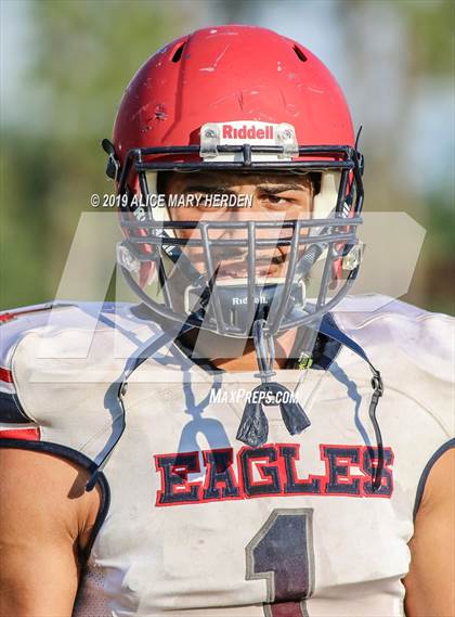 Thumbnail 2 in Springstead vs. Dunnellon (Spring Scrimmage) photogallery.