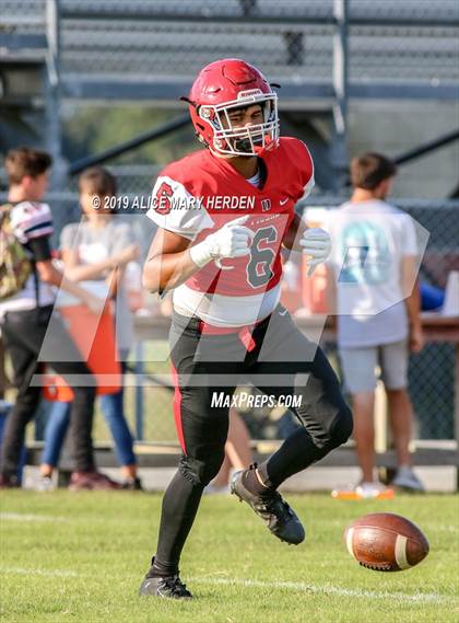 Thumbnail 3 in Springstead vs. Dunnellon (Spring Scrimmage) photogallery.