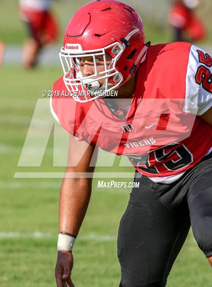 Thumbnail 3 in Springstead vs. Dunnellon (Spring Scrimmage) photogallery.