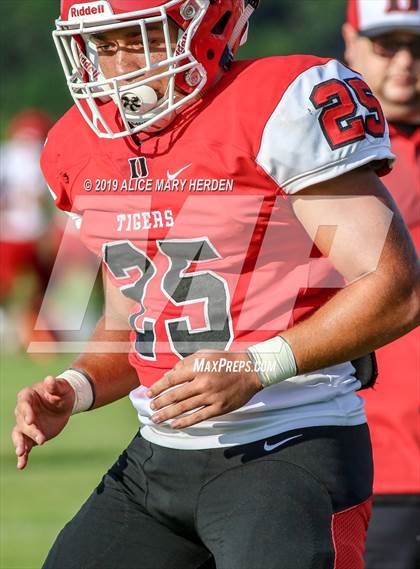Thumbnail 2 in Springstead vs. Dunnellon (Spring Scrimmage) photogallery.