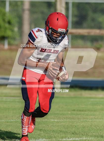 Thumbnail 1 in Springstead vs. Dunnellon (Spring Scrimmage) photogallery.