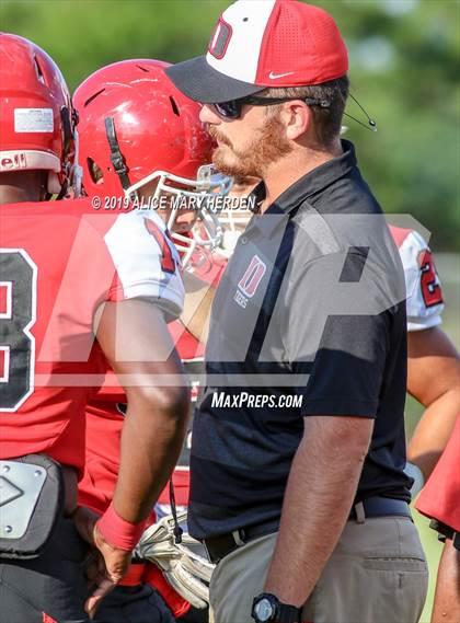 Thumbnail 1 in Springstead vs. Dunnellon (Spring Scrimmage) photogallery.