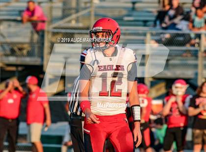 Thumbnail 2 in Springstead vs. Dunnellon (Spring Scrimmage) photogallery.