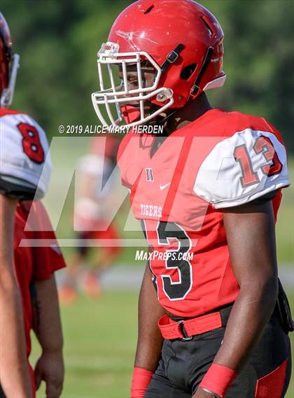 Thumbnail 1 in Springstead vs. Dunnellon (Spring Scrimmage) photogallery.