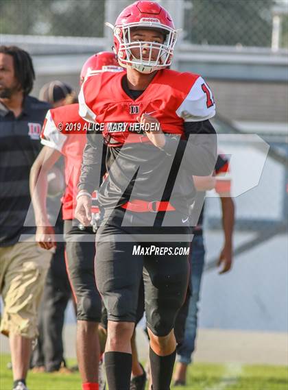 Thumbnail 2 in Springstead vs. Dunnellon (Spring Scrimmage) photogallery.