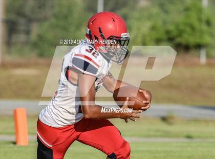 Thumbnail 2 in Springstead vs. Dunnellon (Spring Scrimmage) photogallery.