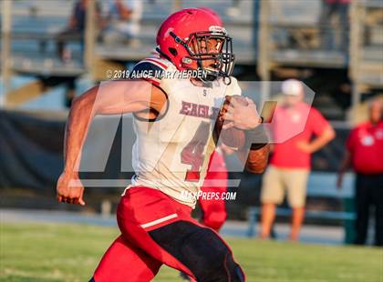 Thumbnail 2 in Springstead vs. Dunnellon (Spring Scrimmage) photogallery.