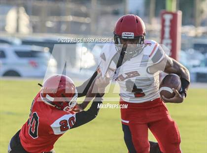 Thumbnail 1 in Springstead vs. Dunnellon (Spring Scrimmage) photogallery.