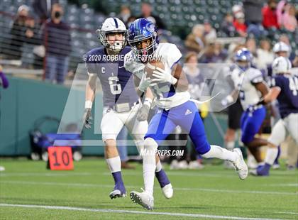 Thumbnail 2 in Nolan Catholic vs. All Saints (TAPPS D1 Semifinals) photogallery.