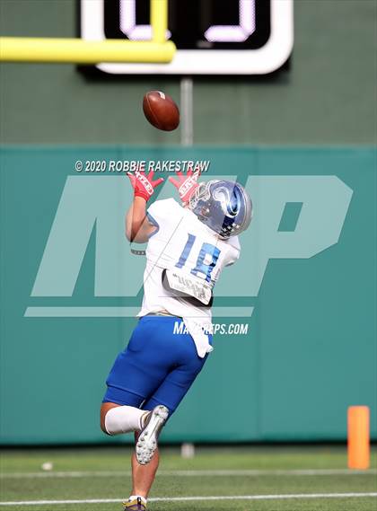Thumbnail 2 in Nolan Catholic vs. All Saints (TAPPS D1 Semifinals) photogallery.