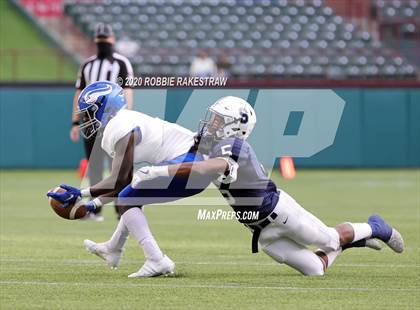 Thumbnail 3 in Nolan Catholic vs. All Saints (TAPPS D1 Semifinals) photogallery.