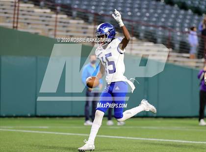 Thumbnail 2 in Nolan Catholic vs. All Saints (TAPPS D1 Semifinals) photogallery.