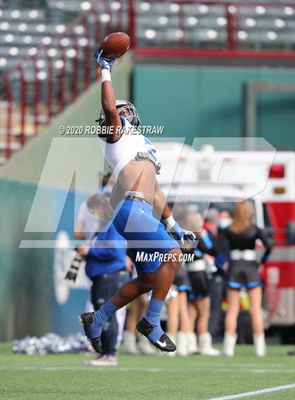 Thumbnail 3 in Nolan Catholic vs. All Saints (TAPPS D1 Semifinals) photogallery.