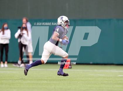 Thumbnail 2 in Nolan Catholic vs. All Saints (TAPPS D1 Semifinals) photogallery.