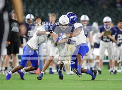 Thumbnail 3 in Nolan Catholic vs. All Saints (TAPPS D1 Semifinals) photogallery.