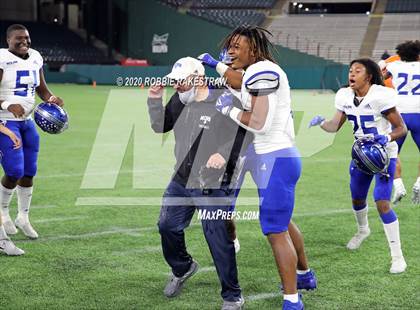 Thumbnail 3 in Nolan Catholic vs. All Saints (TAPPS D1 Semifinals) photogallery.