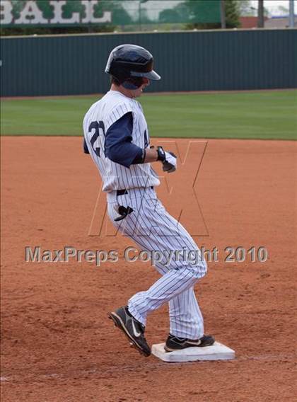 Thumbnail 1 in Rossview @ Farragut (Kessler's Classic) photogallery.