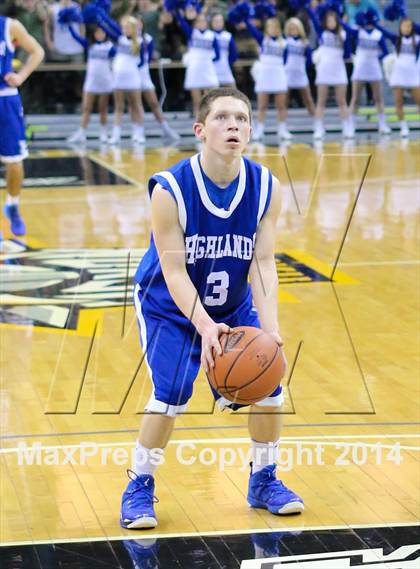 Thumbnail 3 in Highlands vs. Holmes (KHSAA 9th Region Tournament) photogallery.