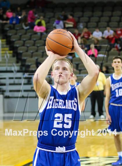 Thumbnail 1 in Highlands vs. Holmes (KHSAA 9th Region Tournament) photogallery.