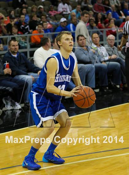 Thumbnail 1 in Highlands vs. Holmes (KHSAA 9th Region Tournament) photogallery.