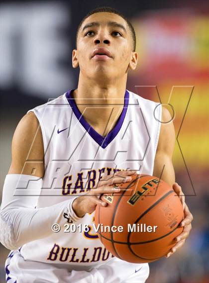 Thumbnail 2 in Garfield vs Cleveland (WIAA 3A Quarterfinal) photogallery.
