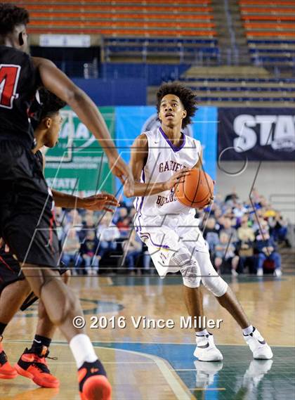 Thumbnail 3 in Garfield vs Cleveland (WIAA 3A Quarterfinal) photogallery.
