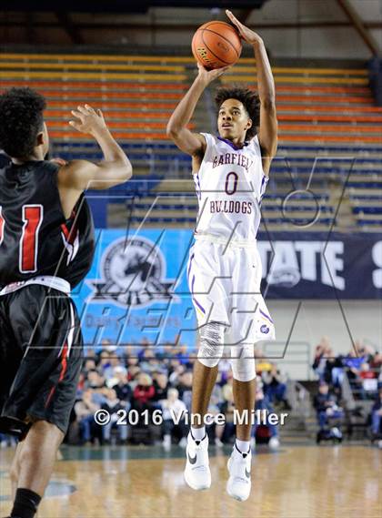 Thumbnail 1 in Garfield vs Cleveland (WIAA 3A Quarterfinal) photogallery.