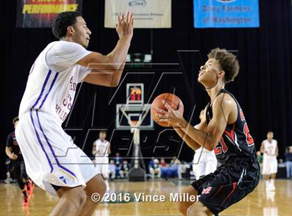 Thumbnail 1 in Garfield vs Cleveland (WIAA 3A Quarterfinal) photogallery.