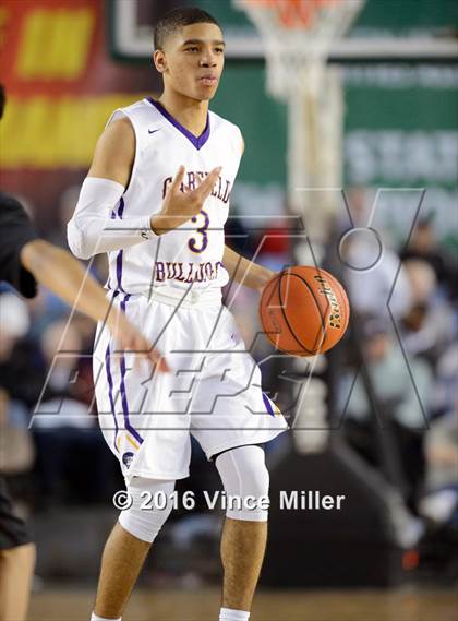 Thumbnail 1 in Garfield vs Cleveland (WIAA 3A Quarterfinal) photogallery.