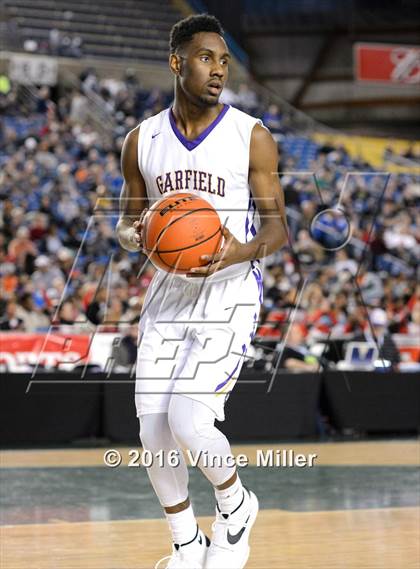 Thumbnail 3 in Garfield vs Cleveland (WIAA 3A Quarterfinal) photogallery.