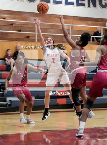 Thumbnail 1 in JSerra Catholic vs. Oregon City (Nike Tournament of Champions) photogallery.