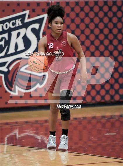 Thumbnail 3 in JSerra Catholic vs. Oregon City (Nike Tournament of Champions) photogallery.