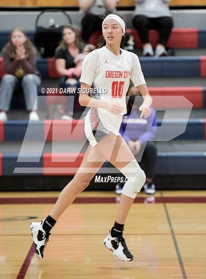Thumbnail 1 in JSerra Catholic vs. Oregon City (Nike Tournament of Champions) photogallery.