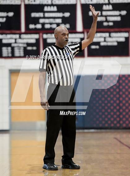 Thumbnail 2 in JSerra Catholic vs. Oregon City (Nike Tournament of Champions) photogallery.